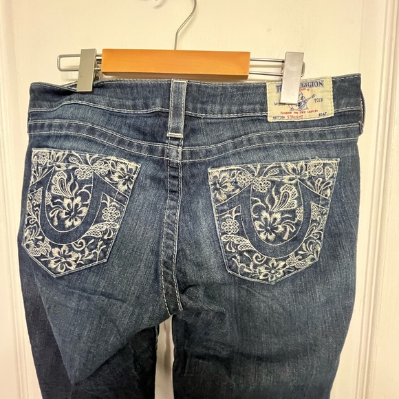 True Religion Women’s Blue Jeans Embroidered Pockets, Straight Leg Jeans Size 30 - Picture 6 of 12